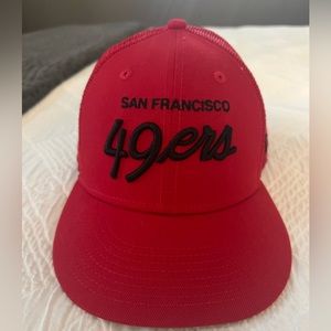 Brand new 49ers hat. Will ship today!!!!